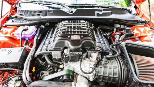 The first street-legal car to run a 10-second quarter mile