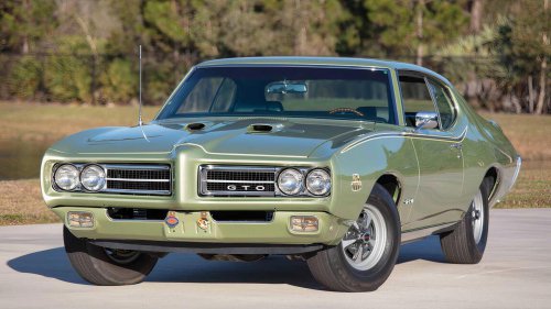 The Real Difference Between Chevrolet And Pontiac Muscle Cars