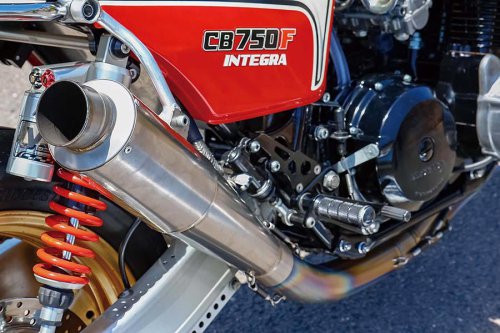 安田商会 CB750F インテグラ（ホンダ CB750F インテグラ）10年前に17インチ化して乗り続けてきた上で新しい試みも【Heritage&amp;Legends】