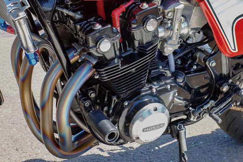 安田商会 CB750F インテグラ（ホンダ CB750F インテグラ）10年前に17インチ化して乗り続けてきた上で新しい試みも【Heritage&amp;Legends】