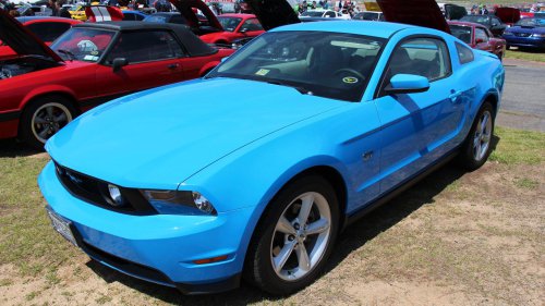 Showy Paint Jobs: 20 Unique Car Colors That Always Stand Out