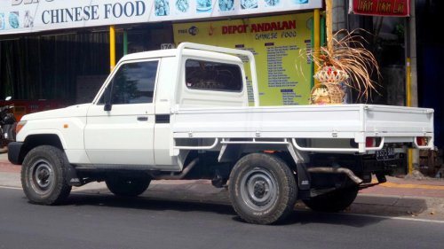9 classic trucks that were built to handle anything