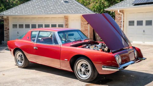 1962 Studebaker GT Hawk: The supercharged sports coupe