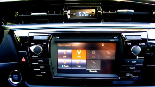 The 10 Worst Things About Driving A Toyota &amp; The 10 Best