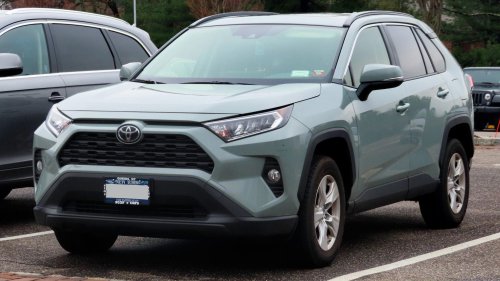 The 10 Worst Things About Driving A Toyota &amp; The 10 Best