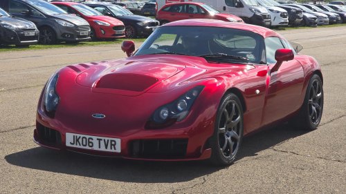 20 Amazing Cars You Can't Buy In America