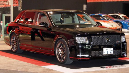 20 Amazing Cars You Can't Buy In America