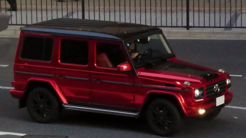 20 Amazing Cars You Can't Buy In America