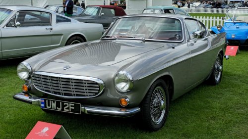 10 underrated classic cars from the 1960s