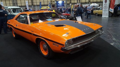 Muscle Cars, 7 Muscle cars built around the 426 Hemi engine