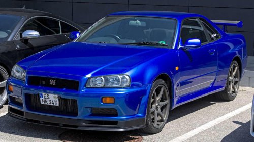 6 Cars that shared parts with racing legends