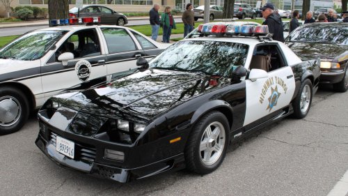 10 Reasons You Should Never Get A Camaro &amp; 10 Reasons To Finally Splurge On One