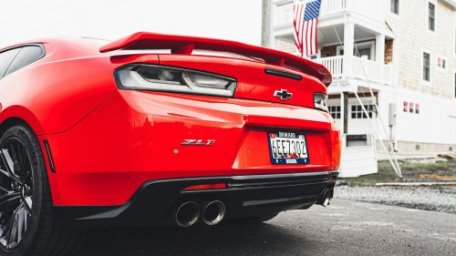 10 Reasons You Should Never Get A Camaro &amp; 10 Reasons To Finally Splurge On One