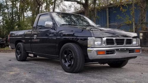 10 Unstoppable Manual-Transmission Pickups Trucks Under $15,000