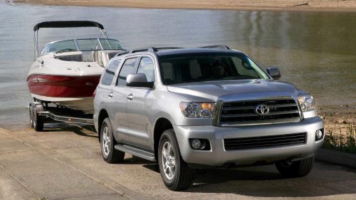 10 SUVs that owners keep for over a decade, and why