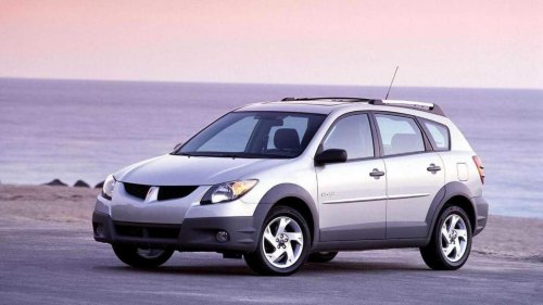 Pontiac, Pontiac Vibe: The Toyota-built car that shared DNA with a British sports car