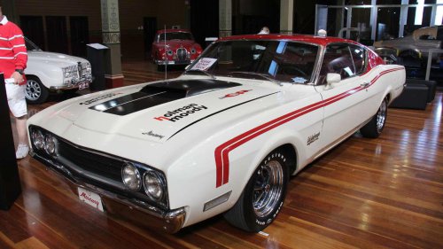 Muscle Cars, 5 Muscle cars built for NASCAR homologation