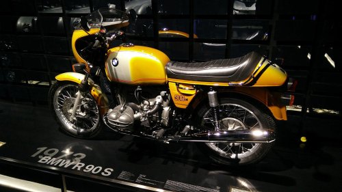8 Vintage motorcycles that outran their era