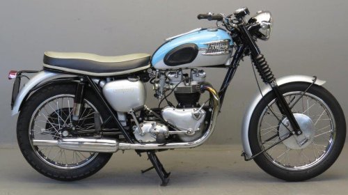 8 Vintage motorcycles that outran their era