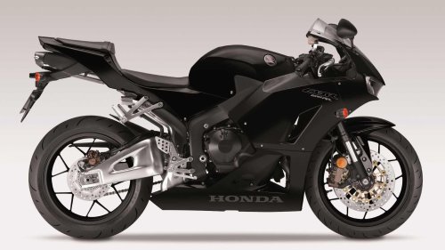 The Japanese sports bike that sets the standard for reliability