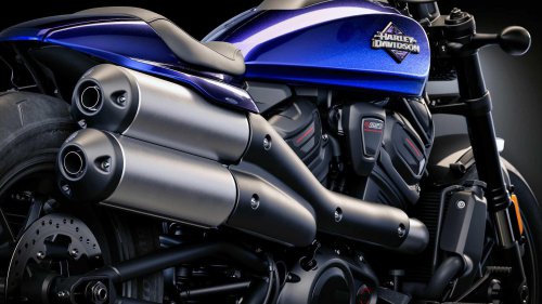 The Harley cruiser with the best power-to-weight ratio