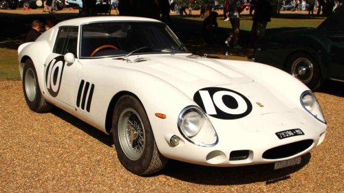 12 Sports cars with timeless designs