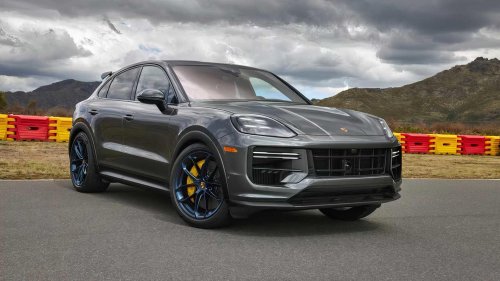 10 pickups and SUVs that can smoke sports cars off the line