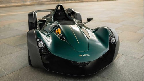 The World's Fastest Four-Cylinder Car Leaves Most V8s In Its Dust