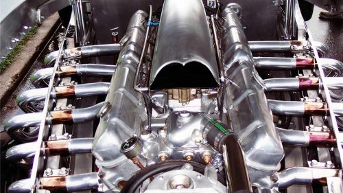 GMC, GMC Once Made The World’s Largest V12