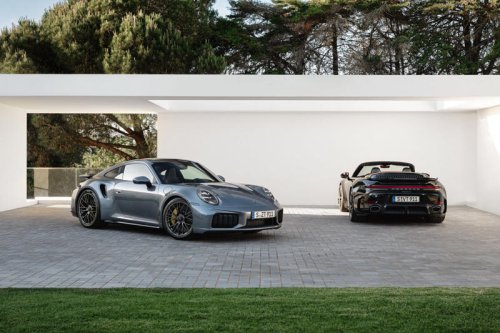 ポルシェがハイブリッドの最新型「911ターボS」「911ターボSカブリオレ」を導入
