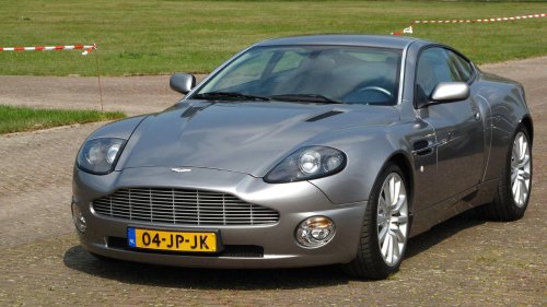 7 Classic Aston Martins that defined cool