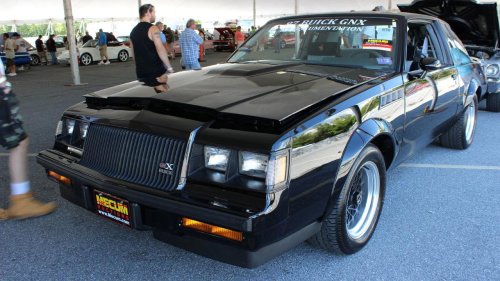 Muscle Cars, 10 muscle cars from the 1980s that kept performance alive during difficult years