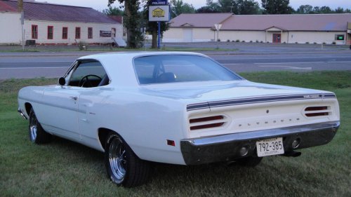 Muscle car decals that meant real performance