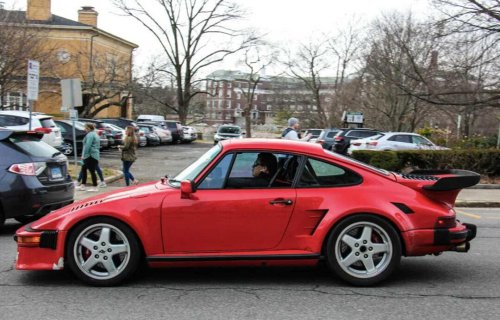 17 Head-Turning Cars From the 1980s