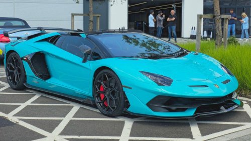 9 performance cars that overwhelm drivers with speed
