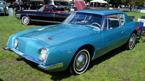 European style met American power in the 1963 Studebaker Avanti R2