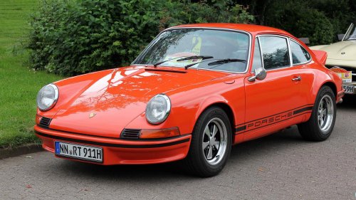 12 classic vehicles that still feel fast today