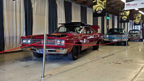 440 Six-Pack: The Mopar V8 That Beats The Hemi On The Cheap