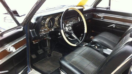 Why classic cars had giant steering wheels