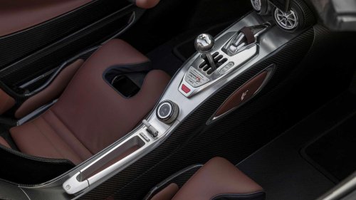 Hennessey's 2,000-hp manual hypercar looks and sounds completely insane