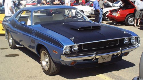 12 classic muscle cars that still dominate car shows today