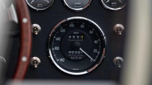 1965 Shelby Cobra 427: First production car under 4 seconds 0-60