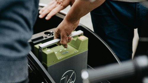 10 Reasons Electric Cars Rule &amp; 10 Reasons They Don’t