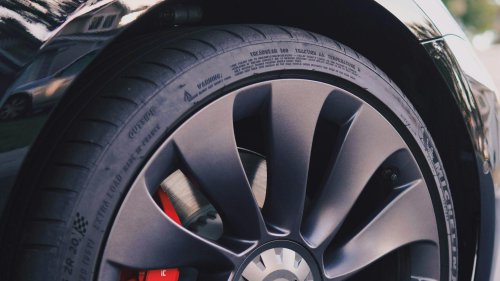 10 Reasons Electric Cars Rule &amp; 10 Reasons They Don’t