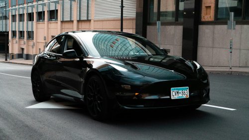 10 Reasons Electric Cars Rule &amp; 10 Reasons They Don’t