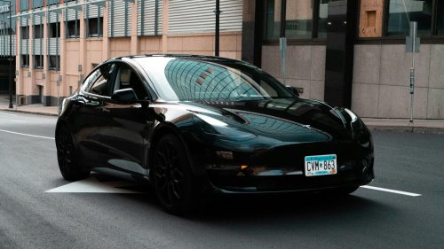 10 Reasons Electric Cars Rule &amp; 10 Reasons They Don’t