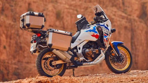 Adventure bike showdown: BMW F 900 GS vs. Honda Africa Twin