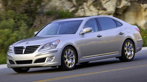 Genesis, The flagship sedan that helped launch Genesis placed the S-Class square in its sights