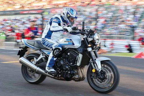 鈴鹿8耐でお披露目されたホンダ「CB1000F SE コンセプト」の各部装備をじっくり解説｜ボディカラーは合計3色が登場予定