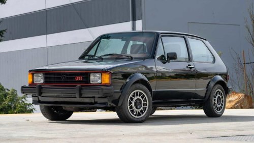 10 Cars With The Best-Looking Factory Wheels Of All Time